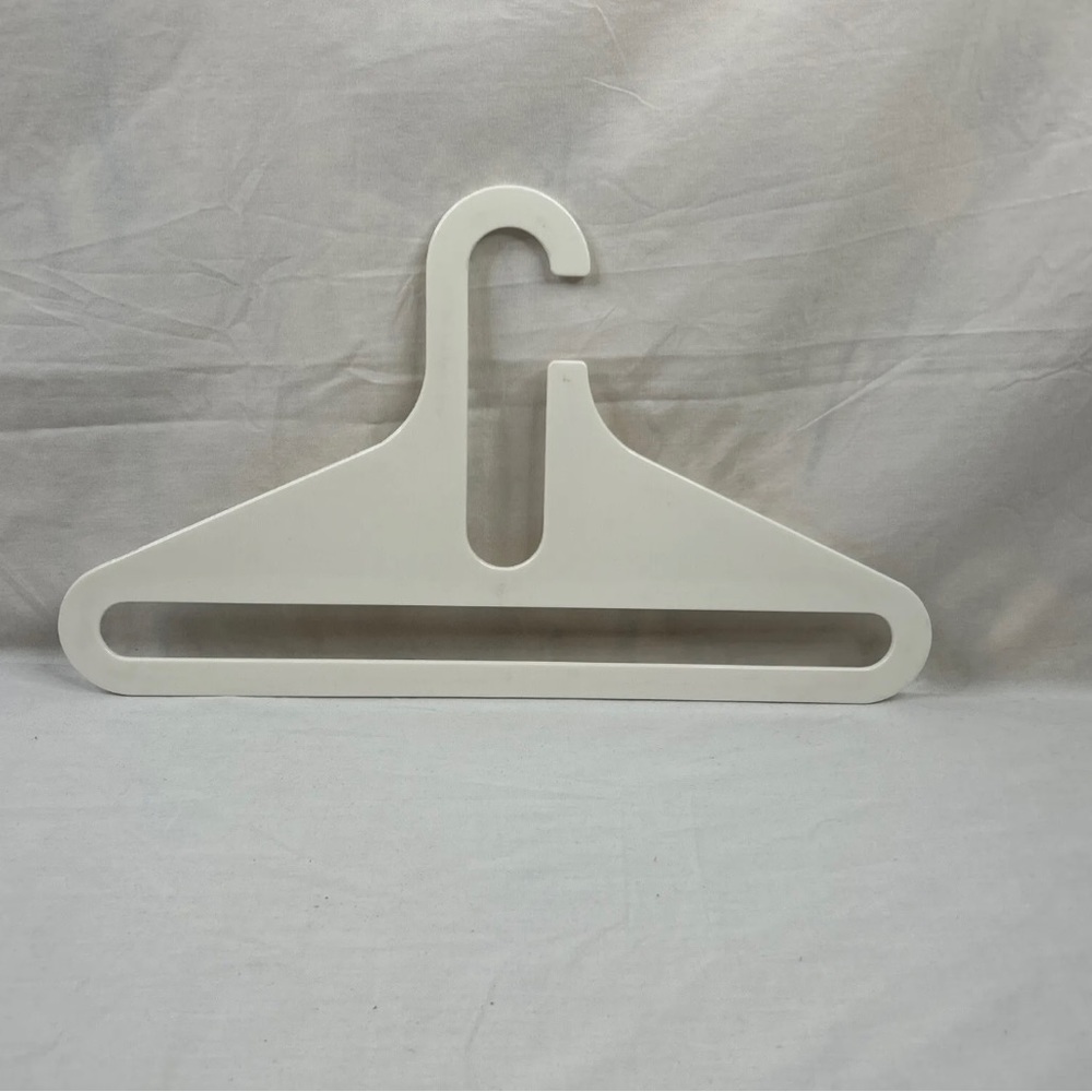 VTG 70s/80s-Era Plastic Coated Clothes Hangers Finland-Style MCM POP CULTURE